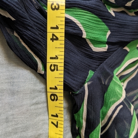 Bcbg Maxazria 100% Silk Babydoll Blouse xs - Picture 13 of 14